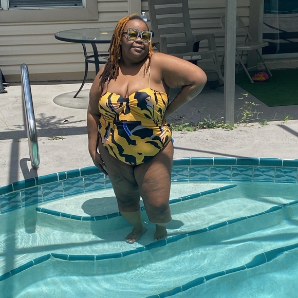 Matte Collection Swimsuit - Picture 6 of 6